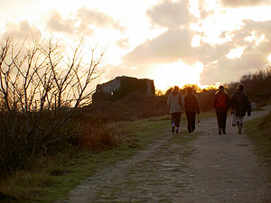 walking back towards Rufus Castle